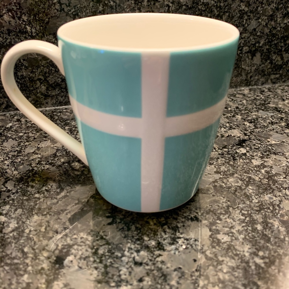 Tiffany & Co pottery coffee mug. Blue ribbon